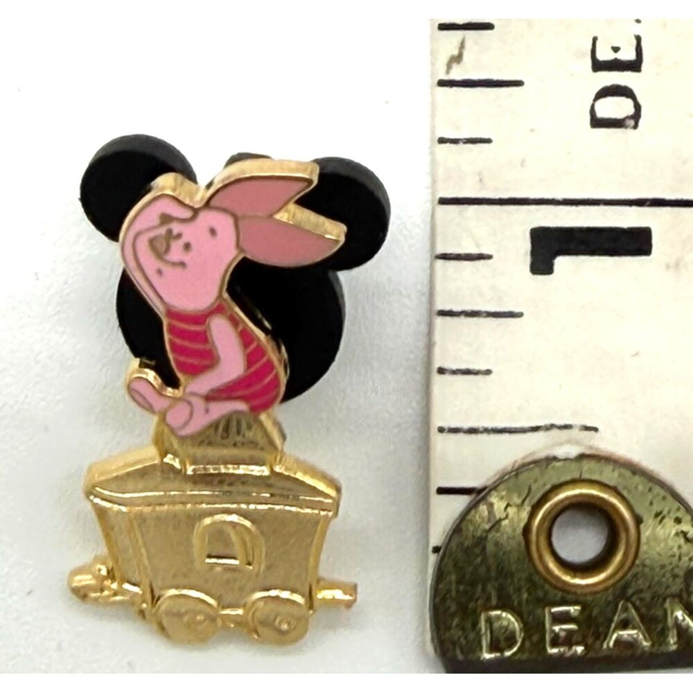 Disney Pin Piglet on Gold Train Engine Winnie the Pooh Transportation Series